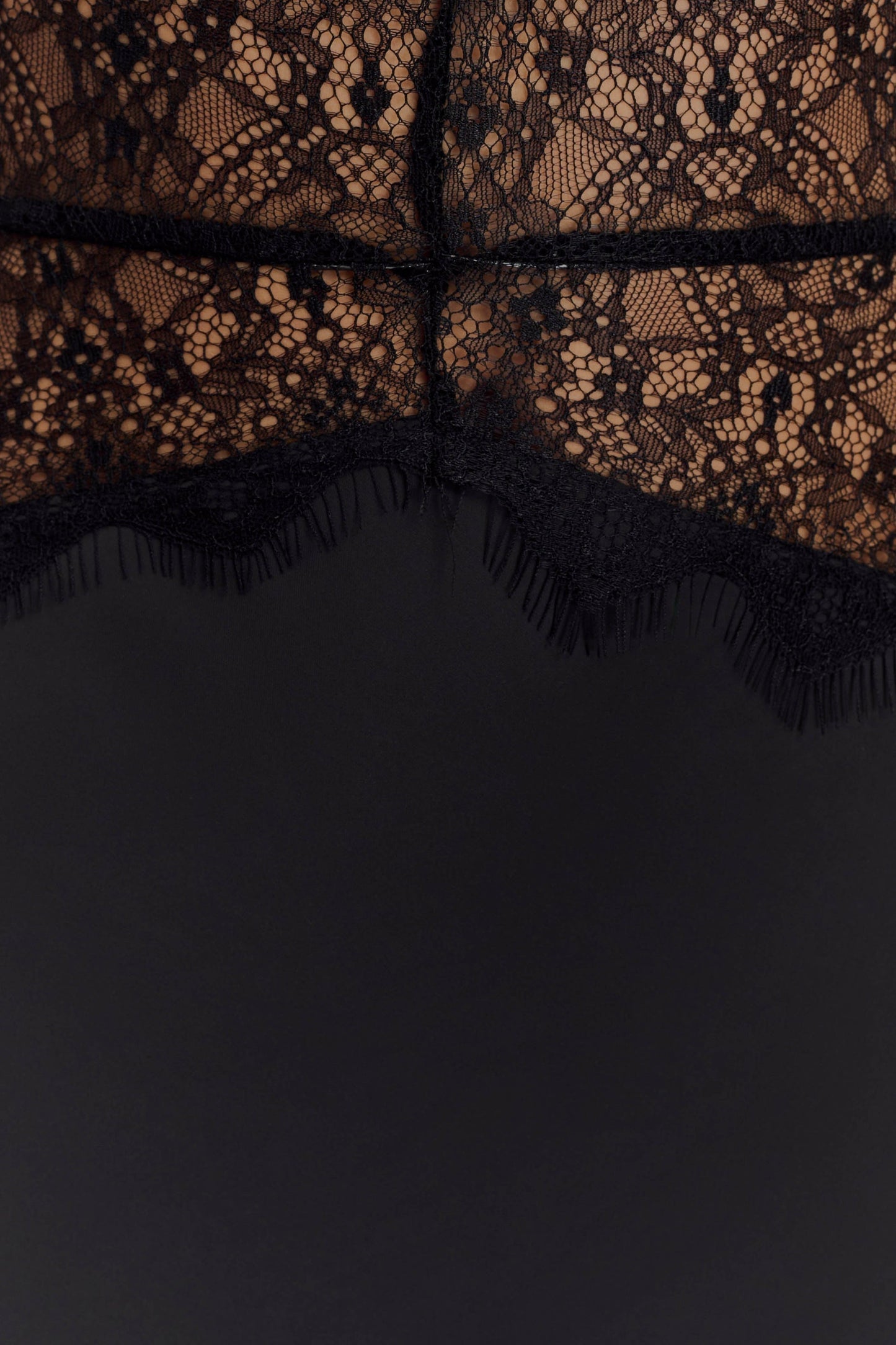 LORAYA - Robe longue en dentelle et satin