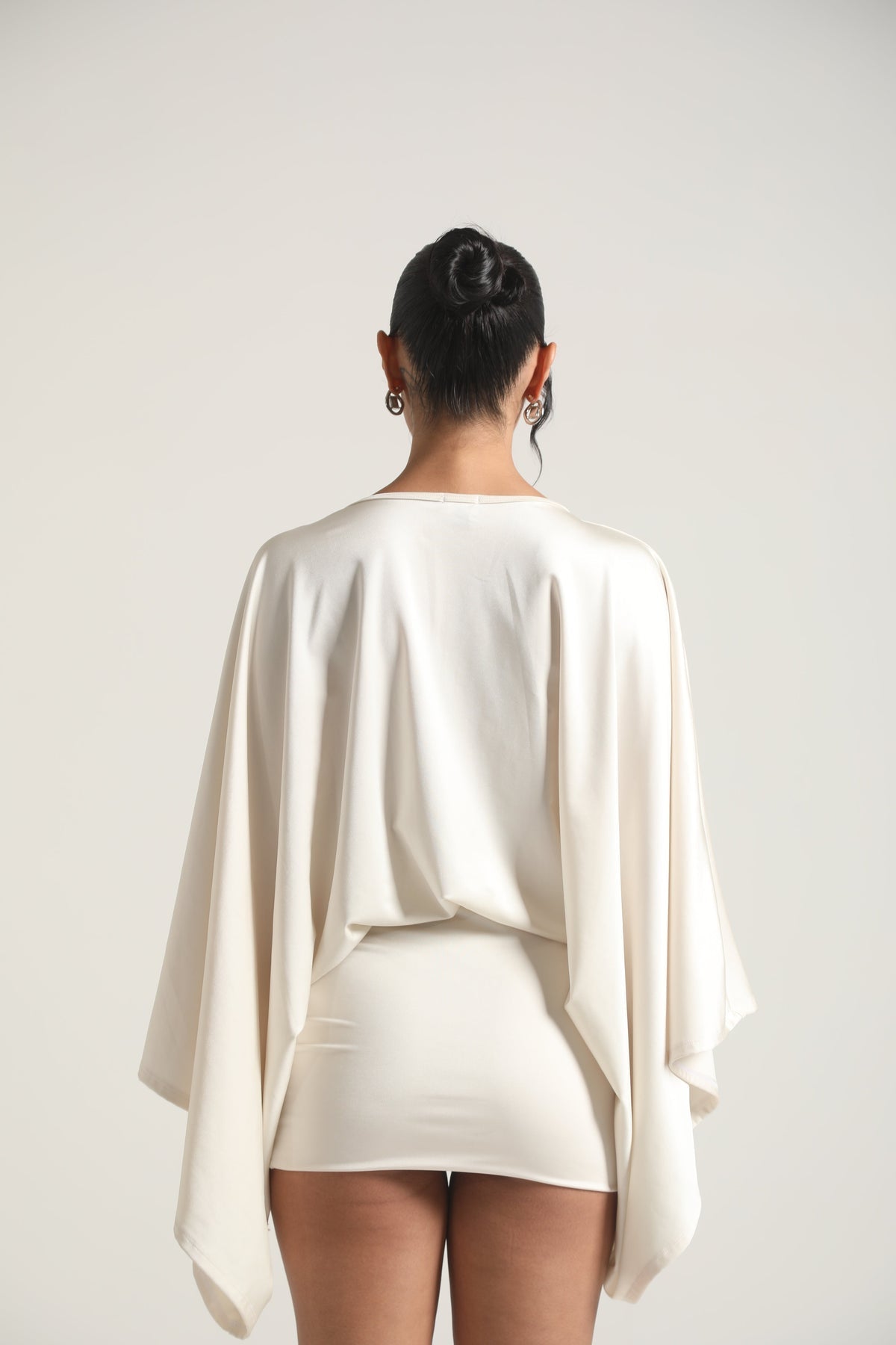 LORAYA ⎸ Isla Mini